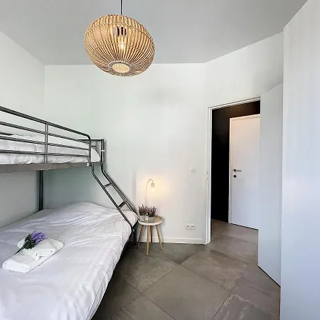 Seashell - Luxurious Renovated Gas Station Vakantiehuis Koksijde