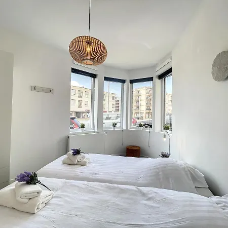 Seashell - Luxurious Renovated Gas Station