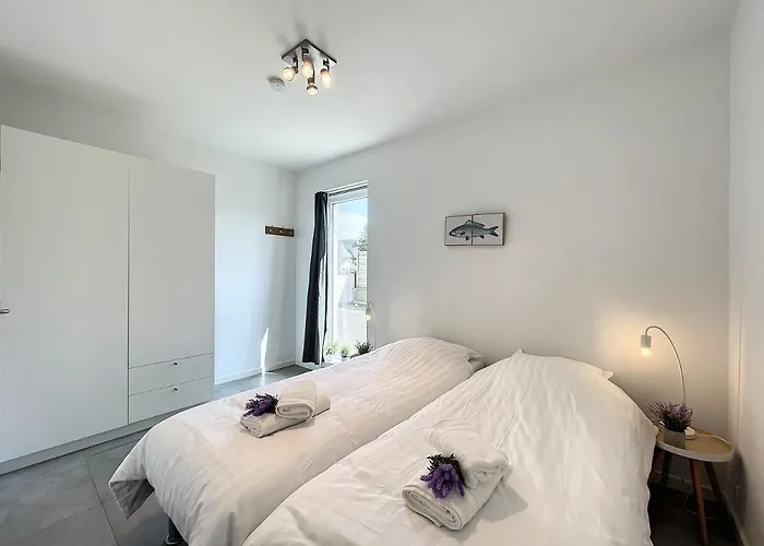 Seashell - Luxurious Renovated Gas Station