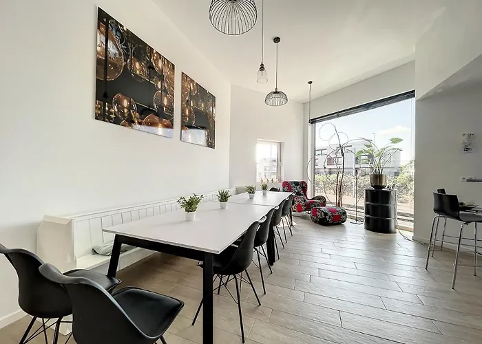 Seashell - Luxurious Renovated Gas Station Koksijde