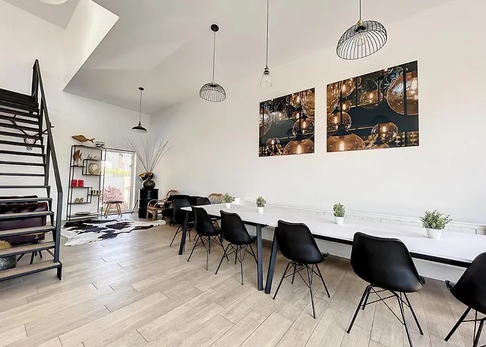 Holiday home Seashell - Luxurious Renovated Gas Station *